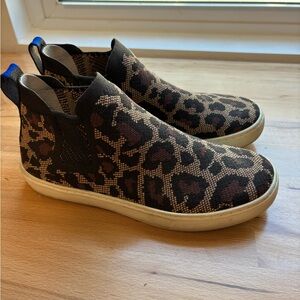 Rothy’s cheetah ankle boot! Size 7.5